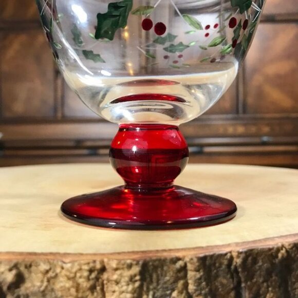 Pfaltzgraff Set of 4 Winterberry Glass Pedestal Dessert Bowls - Picture 4 of 11